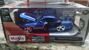 Maisto Pro Rodz 2011 Ford Mustang GT 1:24 Scale Diecast Model Car Electric Blue - Picture 1 of 7