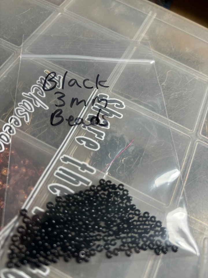 Cuentas de vidrio negras de 3 mm para atar moscas  Foto 1 de 1
