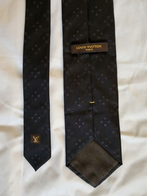 Louis Vuitton Bow Tie Damier Black Silk