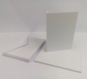 25 5" x 7" WEISSE LEERE KARTEN 250 g/m² & UMSCHLÄGE 100 g/m² vorgefaltete KARTENHERSTELLUNG - Bild 1 von 1