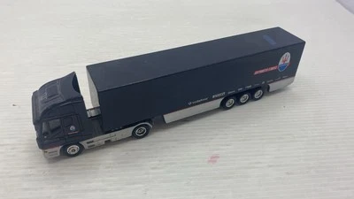 NEWA017 NewRay Maserati Camion Reparto corse 1/87, vernice cassone rovinata% - Immagine 1 di 3