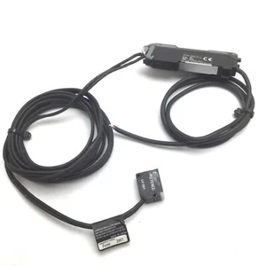 Keyence LV-S61 Retro-Reflective Sensor Head with LV-11SA Amplifier Unit - Picture 1 of 7