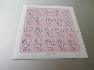 Mint NH US Scott # 4152 - 58 Cent heart Sheet - Picture 1 of 1