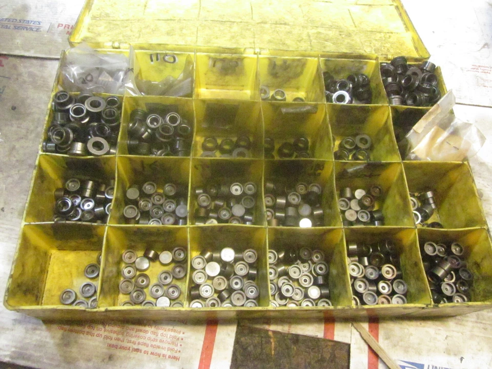 Ducati 900ss 750ss  Monster M900 m750 620 ST2 8mm shims Quantity: 16 - Image 1 of 1