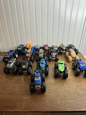 Lot of 18 Monster Jam Hot Wheels Trucks Diecast: Bigfoot And Others - Image 1 of 4