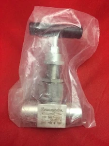 Swagelok Severe Service Union Bonnet Needle Valve, 1/4" FNPT, SS-3NBF4 - Bild 1 von 1