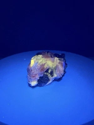 RICHLY-DETAILED Cerussite, Barite, & Galena Fluorescent Crystal Mineral Specimen - Image 1 of 4