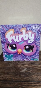 FURBY "¿SER MI MEJOR AMIGO?" Juguete interactivo de peluche púrpura sellado de fábrica Hasbro - Imagen 1 de 5