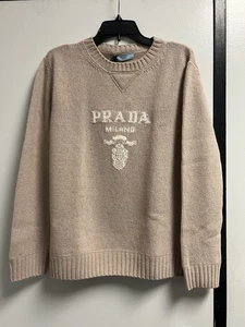 PRADA CASHMERE WOOL PRADA LOGO CREW-NECK SWEATER DESERTO/DESERT BEIGE SIZE 42 - Picture 1 of 4