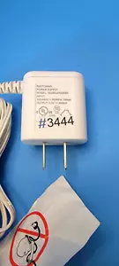 Switching power supply model S003GU0500060 5V 600mA - Picture 1 of 3