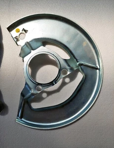 1965-1982 Corvette Brake Dust Shield Backing Plate L Front 3953423-L Aftermarket - Picture 1 of 2