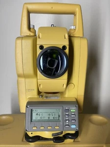 TOPCON GPT-3107W, Total Station, In Great Condition - Picture 1 of 12