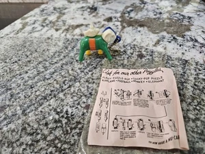 Vintage Plastic Pull Apart Puzzle Keychain Elephant - Picture 1 of 7