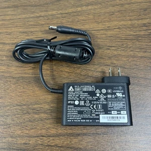 OEM Delta Electronics AC DC Ladegerät Adapter 15V 30W Netzteil MDS-030AAC15 - Bild 1 von 4