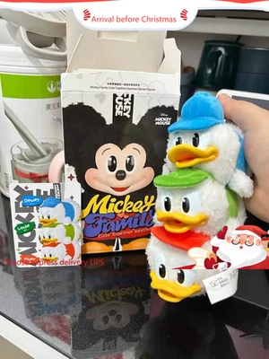 MICKEY FAMILY LINDO CONJUNTO LLAVERO SERIE AUTÉNTICO LINDO【Huey Dewey y Louie】 Foto 1 de 4