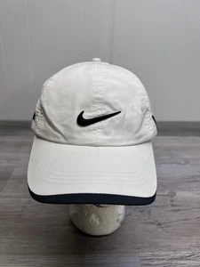 Nike Golf VR One verstellbare Mütze atmungsaktiv Netzrücken bestickt Swoosh weiß - Bild 1 von 12