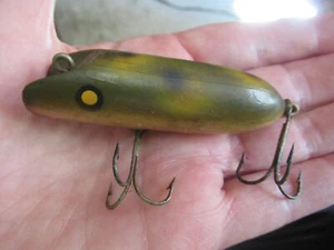 Vintage Heddon ? Wooden Frog 3" Fishing Lure - Picture 1 of 4