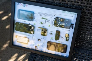 Teardown Art,FramedDisassemble HTC Dream Disassembled,Wall Decor,Gift for Him. - Picture 1 of 9