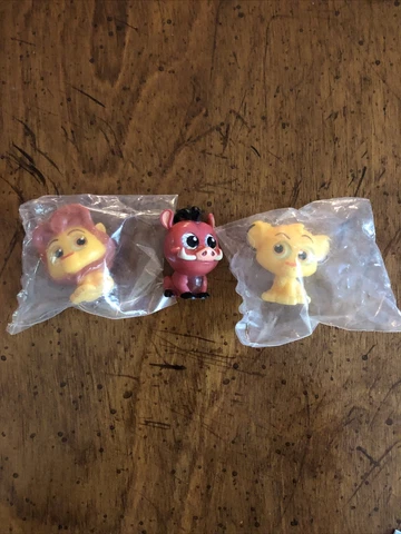 Disney Doorables-Series 4-Lion King-Mufasa-Simba And Pumbaa- 2 Common-1 Rare Cover
