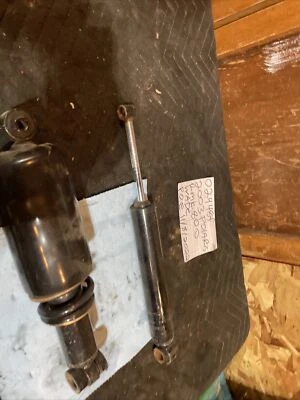 2002-2005 POLARIS RMK 600 700 800 rear skid shocks suspension 024 - Image 1 of 4