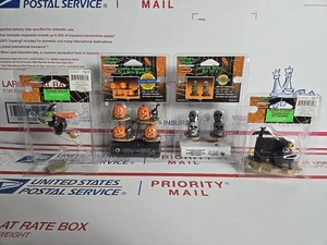 Lemax ~ Spooky Town Halloween Dorf Zubehör Vampir, Totenköpfe, Hexe, Jack  - Bild 1 von 22