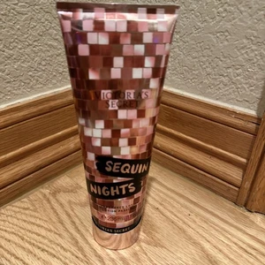 Victoria's Secret SEQUIN NIGHTS Bodylotion 7 flüssige Unzen - Bild 1 von 4