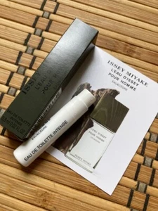 Issey Miyake L'Eau d'Issey Pour Homme Eau&Cedre spray vial EDT Intense 0.8 ml - Picture 1 of 4