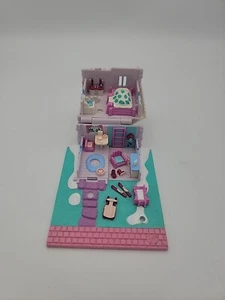 Casa chalet vintage 1993 Polly Pocket Ski Lodge Bluebird sin figuras - Imagen 1 de 5