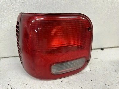 1995-2003 Dodge Ram Van 1500 2500 3500 lanterna traseira esquerda do motorista lanterna traseira - Imagem 1 de 4