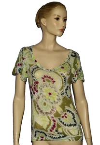 FREE PEOPLE SIZE S SMALL V NECK FLORAL LIGHT BLOUSE TEE TOP SHORT SLEEVES - Picture 1 of 4