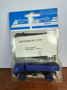 Camión de volteo HO 90070 Trident Alpha Man F8 THW azul - Imagen 1 de 1