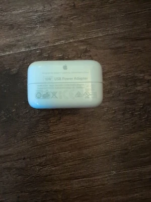 Cargador Apple 10W iPhone, iPad, iPod A1357 Foto 1 de 3