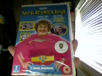 Mrs Brown's Boys - Series 2 - Complete (DVD, 2012, 2-Disc Set) New/Sealed - Image 1 of 2
