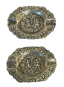 Vintage silberfarben Metall Aschenbecher Paar 3D Repousse Dorf Szene verziertes Dekor Set 2 - Bild 1 von 5