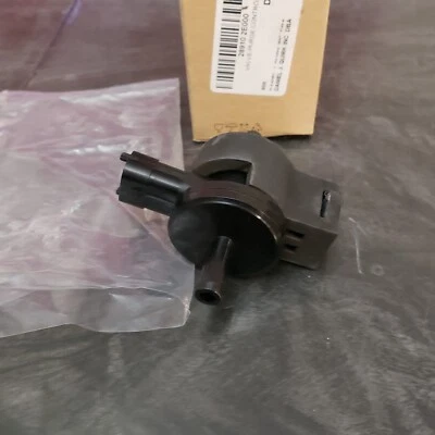 Válvula de control de purga de bote de vapor KIA genuina 289102E000 piezas de repuesto OEM Foto 1 de 4