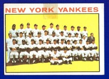 NEW YORK YANKEES TEAM PHOTO mickey mantle 1964 TOPPS #433 