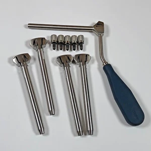 Stryker Free Hand Tool 4 x Tissue Protection Sleeves & 5x 5mm Fixation Screws - Picture 1 of 14