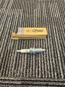 (QTY 6) Champion 438 RC12ECC Copper Plus Spark Plug Fits 2003-2006 Dodge Viper - Picture 1 of 6