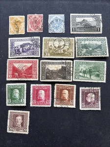 55924 Bosnia and Herzegovina Classic Stamp Sc#4-? Coat of Arms 15 Very Fresh SP* - Picture 1 of 2