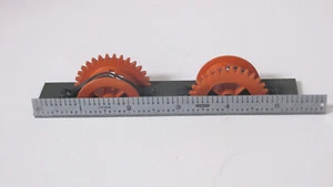 Ho gauge,industrial gear load,on platform,plastic,to fit gondolas,5.5''L x1.2''W - Picture 1 of 12