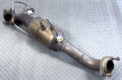 ✅ 15-22 RAM 1500 Clase 3.6L OEM TUBO DE ESCAPE DELANTERO DERECHO Y CONVERTIDOR 29k SILENCIADOR Foto 1 de 4