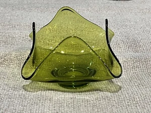 Vintage Viking Epic Stretch Bowl Green MCM Art Glass Handkerchief Vase - Picture 1 of 4