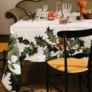 The NapKing Ilex Italian Linen Tablecloth, 106 x 71 - Picture 1 of 1