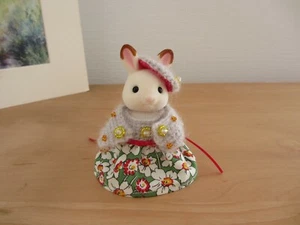 Abito rosa invernale fatto a mano Sylvanian Families Calico Critters RARO - Foto 1 di 8