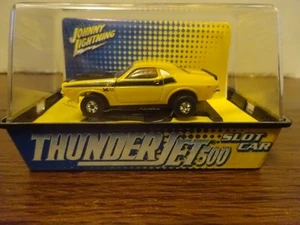 Johnny Lightning Thunder Jet 500 1970 Dodge Challenger T/A Electric Slot Car - Imagen 1 de 3