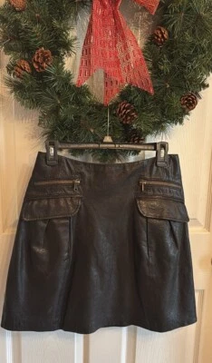 Nanette Lepore ‘True At First’ 黑色皮革裙子打褶前口袋 4 码 — 第 1/4 张图片