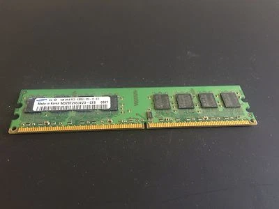 Samsung 1GB2rx8PC2-5300 DDR2 240-Pin Desktop Memory Module P/N M378T2953EZ3-CE6 - Image 1 of 2