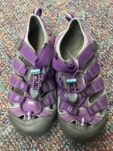 Gebrauchte Keen Sandalen lila grau Wanderweg Größe 3 wasserdicht - Bild 1 von 10