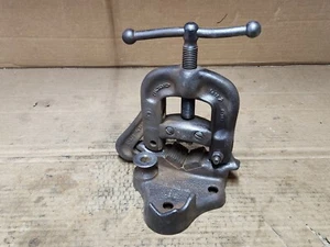 Ridgid Model 21 Pipe Vise. 1/4" - 2-3/8" - Picture 1 of 7