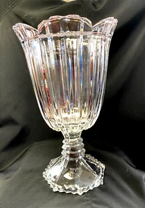 Val Saint Lambert Crystal Vase w/ Scallop Edge 11" - 1950s Era Decor - Picture 1 of 3